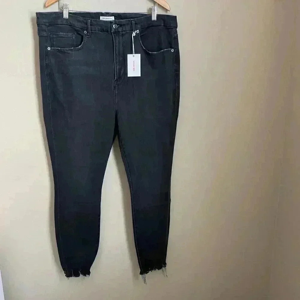 Good American‎ Good Legs Cropped Skinny Jeans - Picture 2 of 16